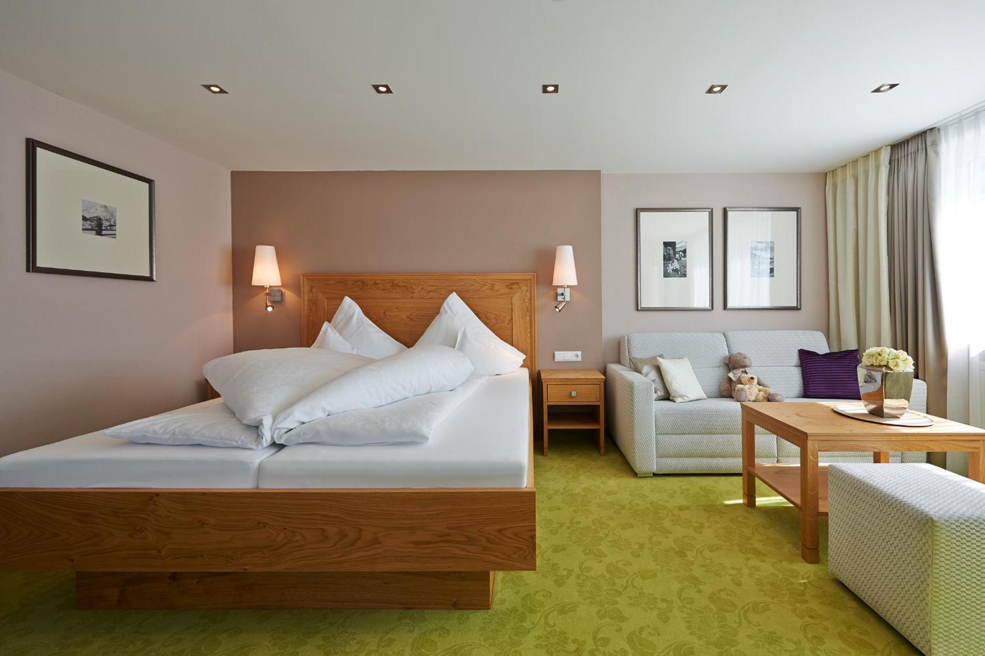 Hotel Restaurant Formarin Oberlech Eksteriør billede