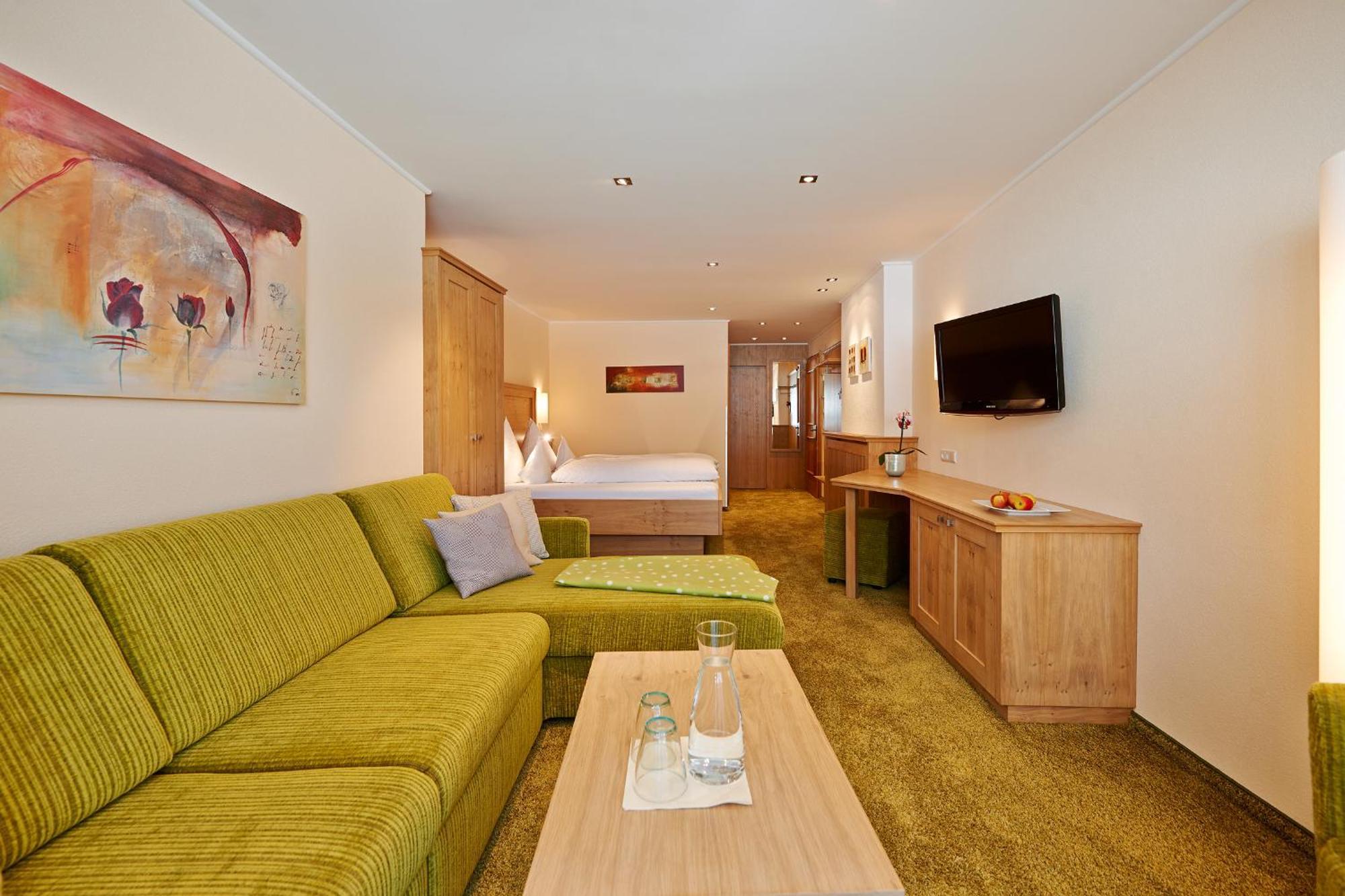 Hotel Restaurant Formarin Oberlech Værelse billede